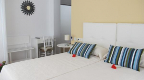 Hostal Onteniente, La Mamola